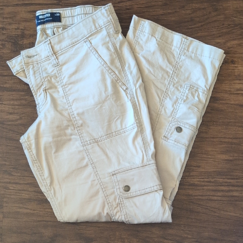 Duluth Trading Co Tan Cargo Pants